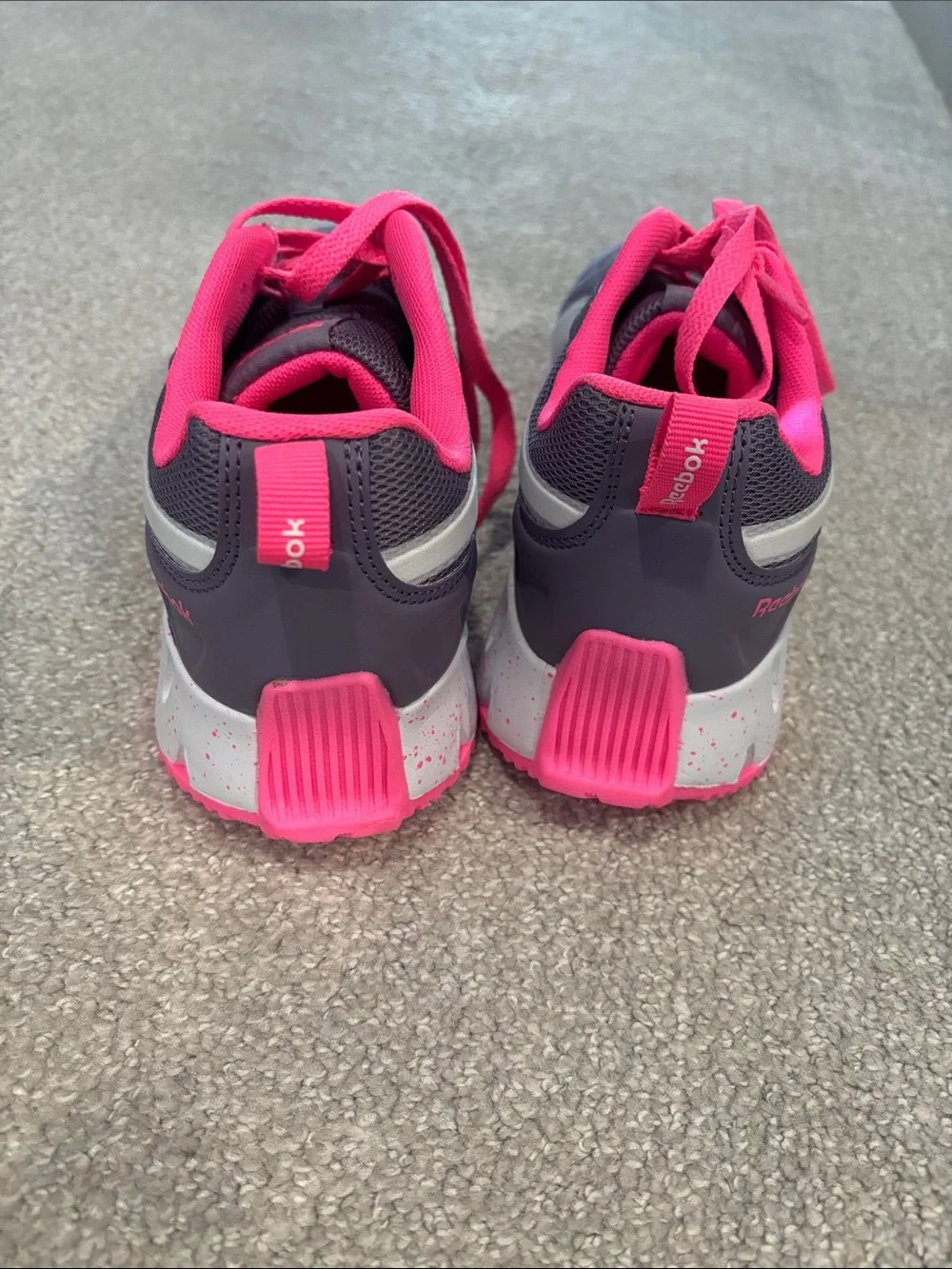 NWOT Reebok Women's Gray and Pink Mesh Athletic Sneakers